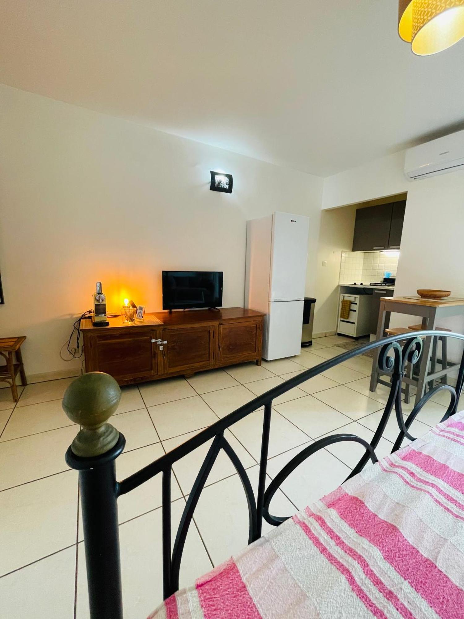 Prana Lodge Saint Gilles Les Bains 800 M De La Plage المظهر الخارجي الصورة